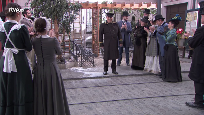 Acacias 38 - Paquito, el nuevo héroe del barrio