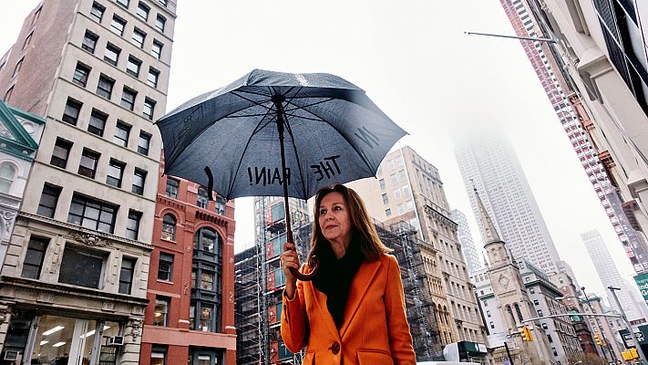 Especiales informativos - Dueñas refleja la inmigración española en Nueva York en su última novela