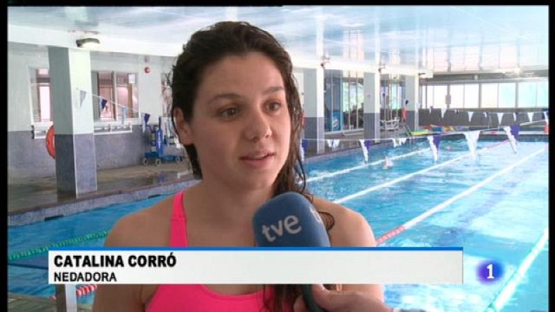 Cati Corró torna a la piscina