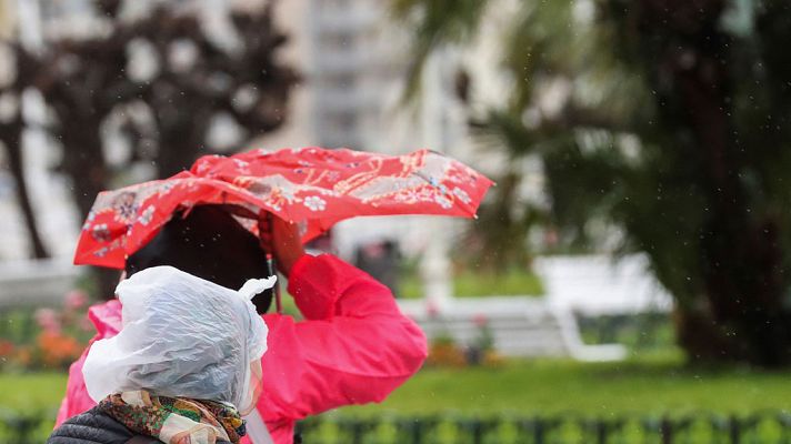 El tiempo - Cielos nubosos y precipitaciones en gran parte de la península