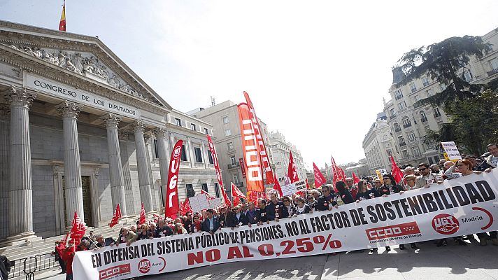 Informativo 24h - CCOO y UGT vuelven a salir a la calle para pedir que las pensiones se actualicen con el IPC