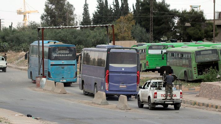 Telediario 1 - Un equipo internacional de expertos investiga en Duma el posible uso de agentes químicos