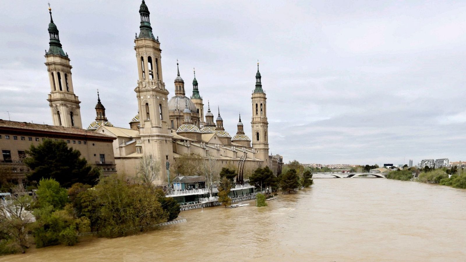 Telediario - 21 horas - 15/04/18 - ver ahora