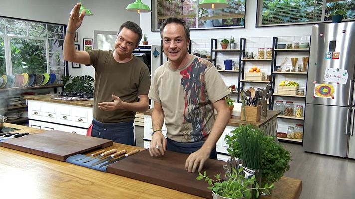 Torres en la cocina - Espárragos con cecina y torta pascualina