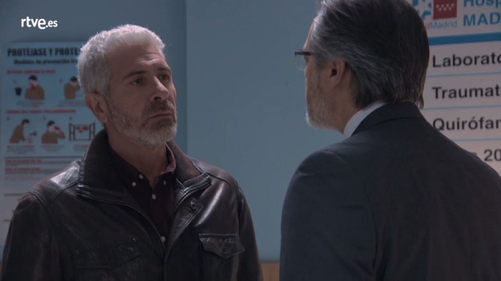 Servir y proteger - Quintero visita a Alicia en el hospital