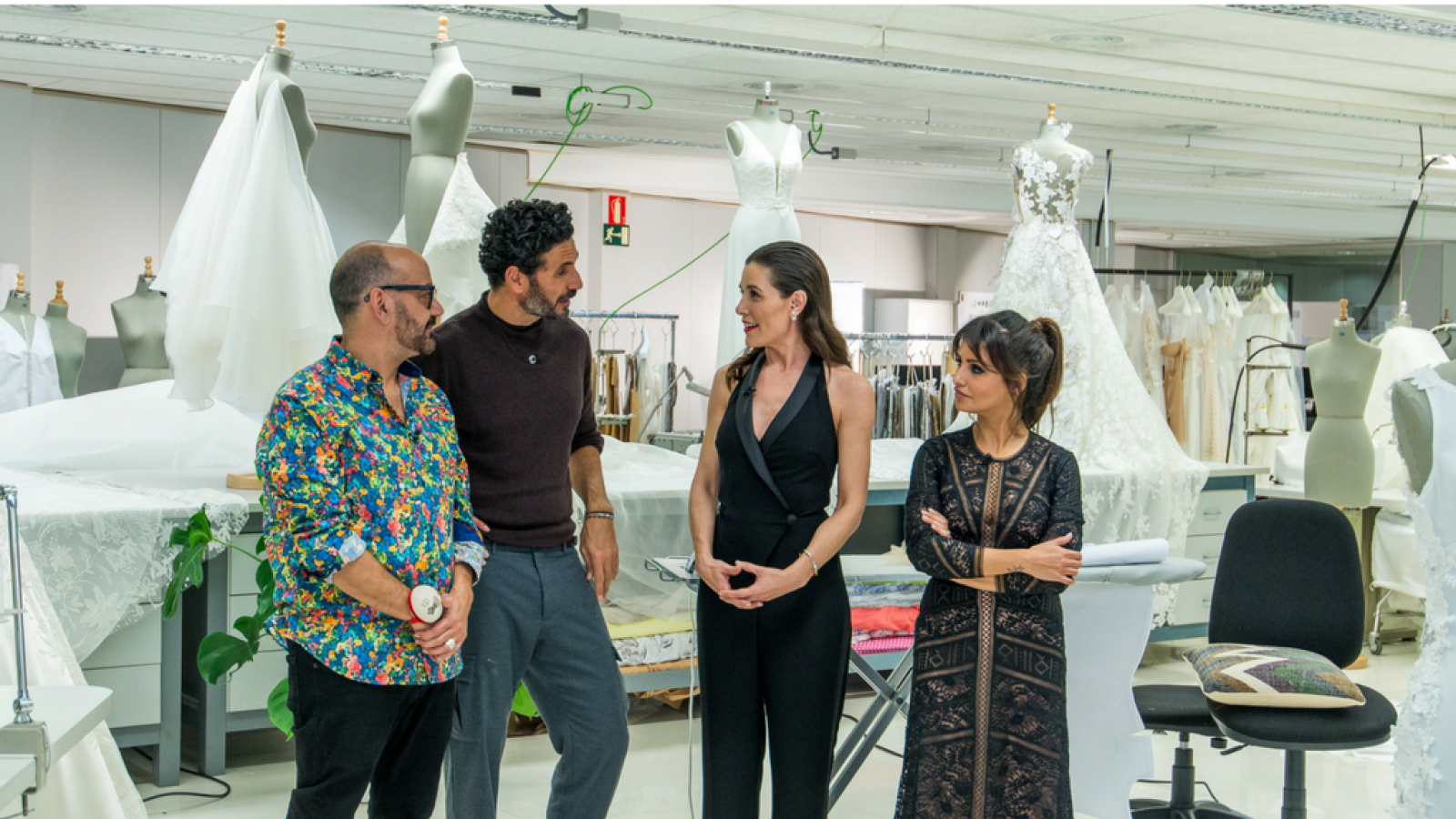 Maestros de la costura - Tres ayudantes para tres aprendices