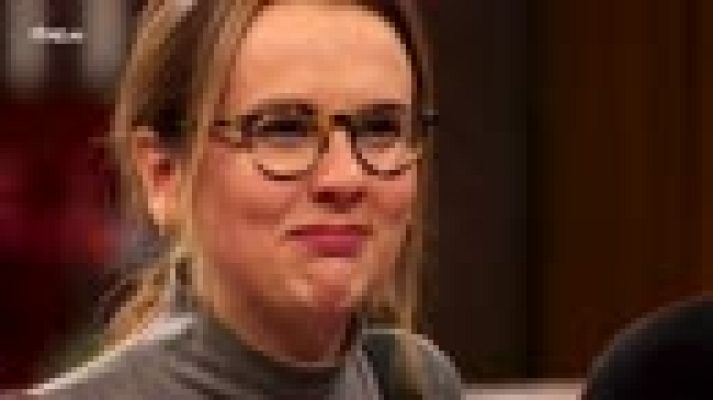 MasterChef - Sofía le entrega el delantal a Loli por sorpresa