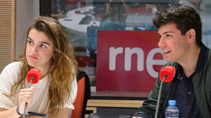 Las mañanas de RNE - Amaia canta una jota y Alfred deja un mensaje secreto en 'Las mañanas de RNE' - Ver ahora