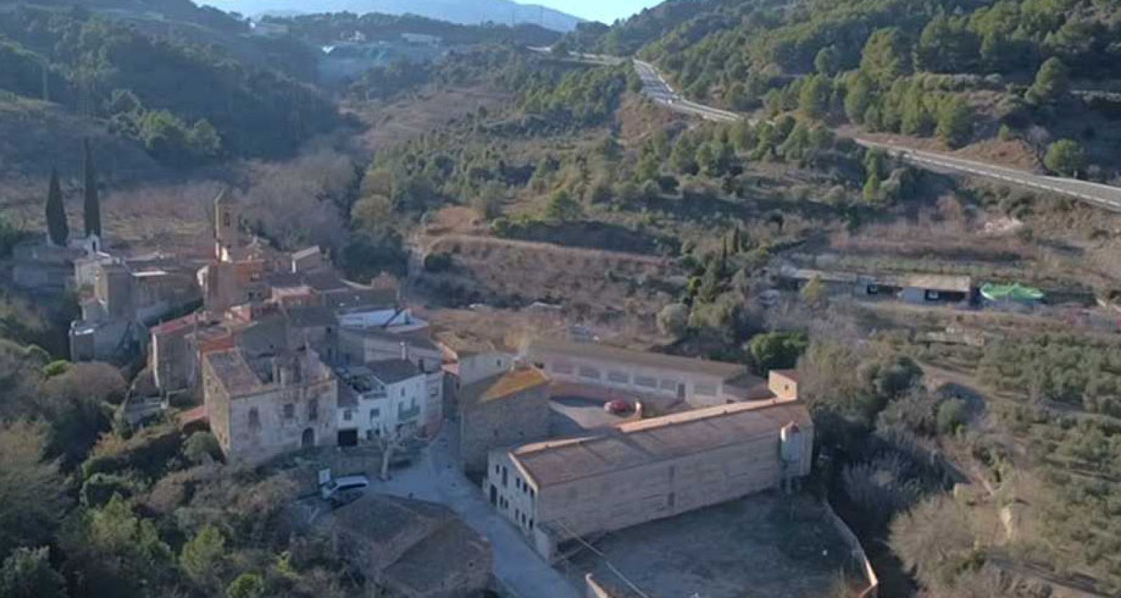 El escarabajo verde - Tierra herida - ver ahora