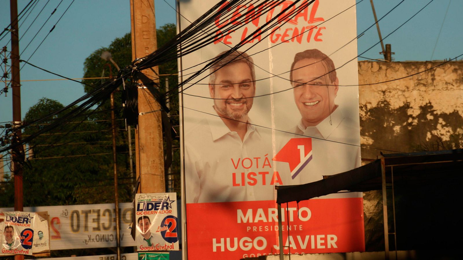 Paraguay celebra elecciones presidenciales con el conservador Mario Abdo como favorito