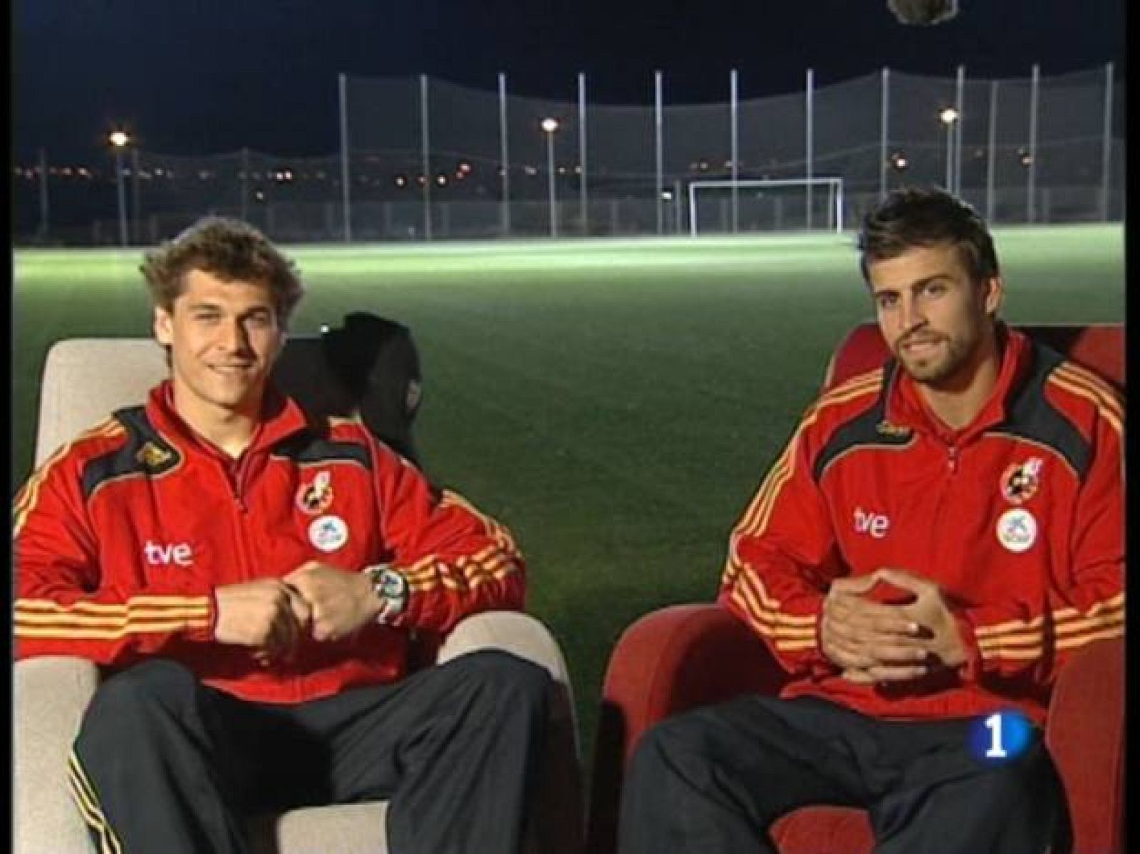 Piqué y Llorente, unidos por la 'Roja' | Ver