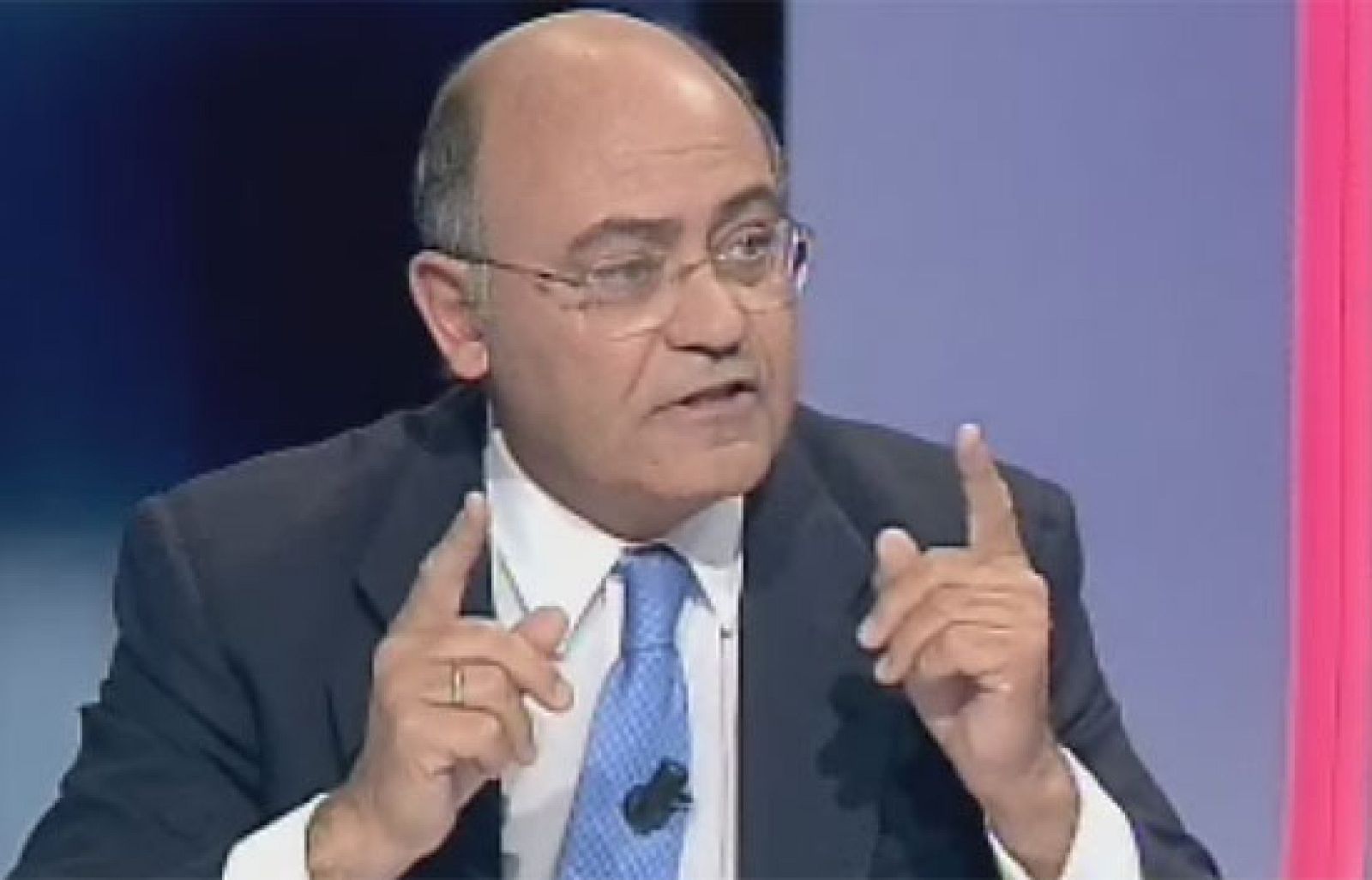 Los empresarios proponen un contrato que indemnice el despido con 20 días por año trabajado | Ver