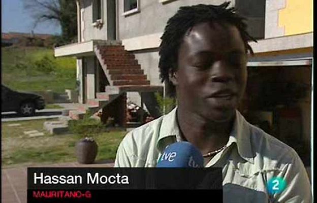 La 2 Noticias - Anulan su orden de expulsión