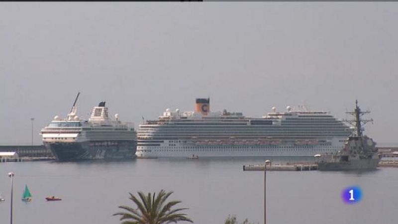 Els creuers saturen el centre de Palma