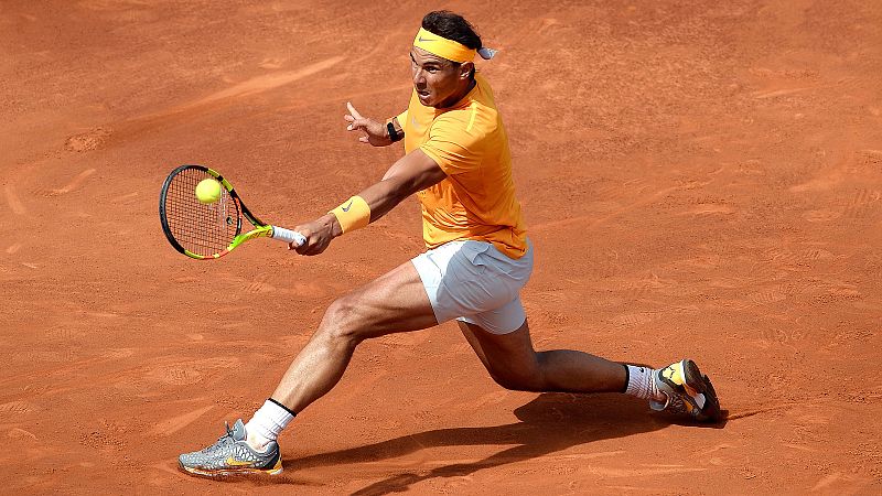 Rafa Nadal ha tumbado a su compatriota Carballés en un competido duelo que cayó del lado del número uno del mundo por un doble 6-4.
