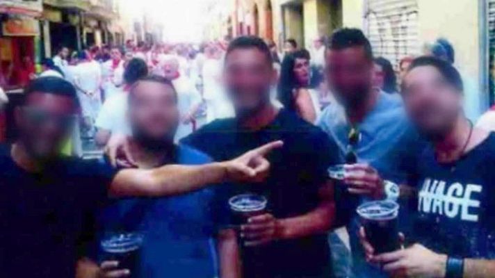 Informativo 24h - Condenan a 9 años de prisión a los miembros de "La Manada" por abuso sexual