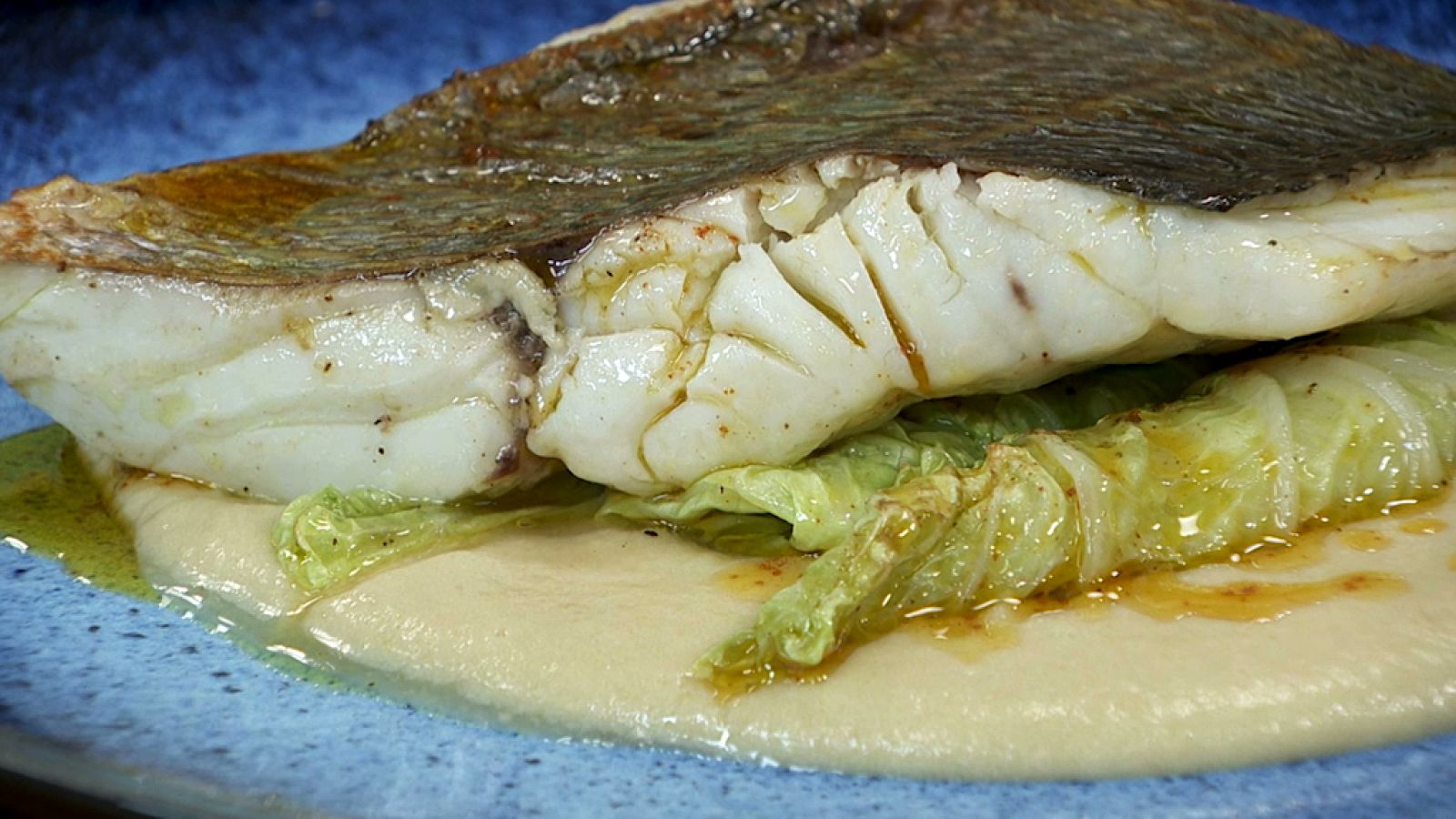 Torres en la cocina - Dorada santurce