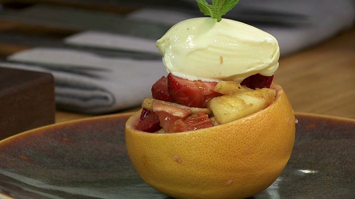 RTVE Cocina - Macedonia de fresas y mango