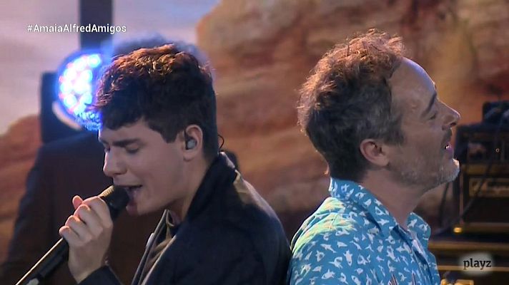 OTVisión - Alfred canta junto a Love of Lesbian 'Fantastic shine'