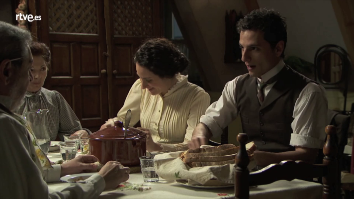 Acacias 38 - Antoñito, como uno más en el altillo