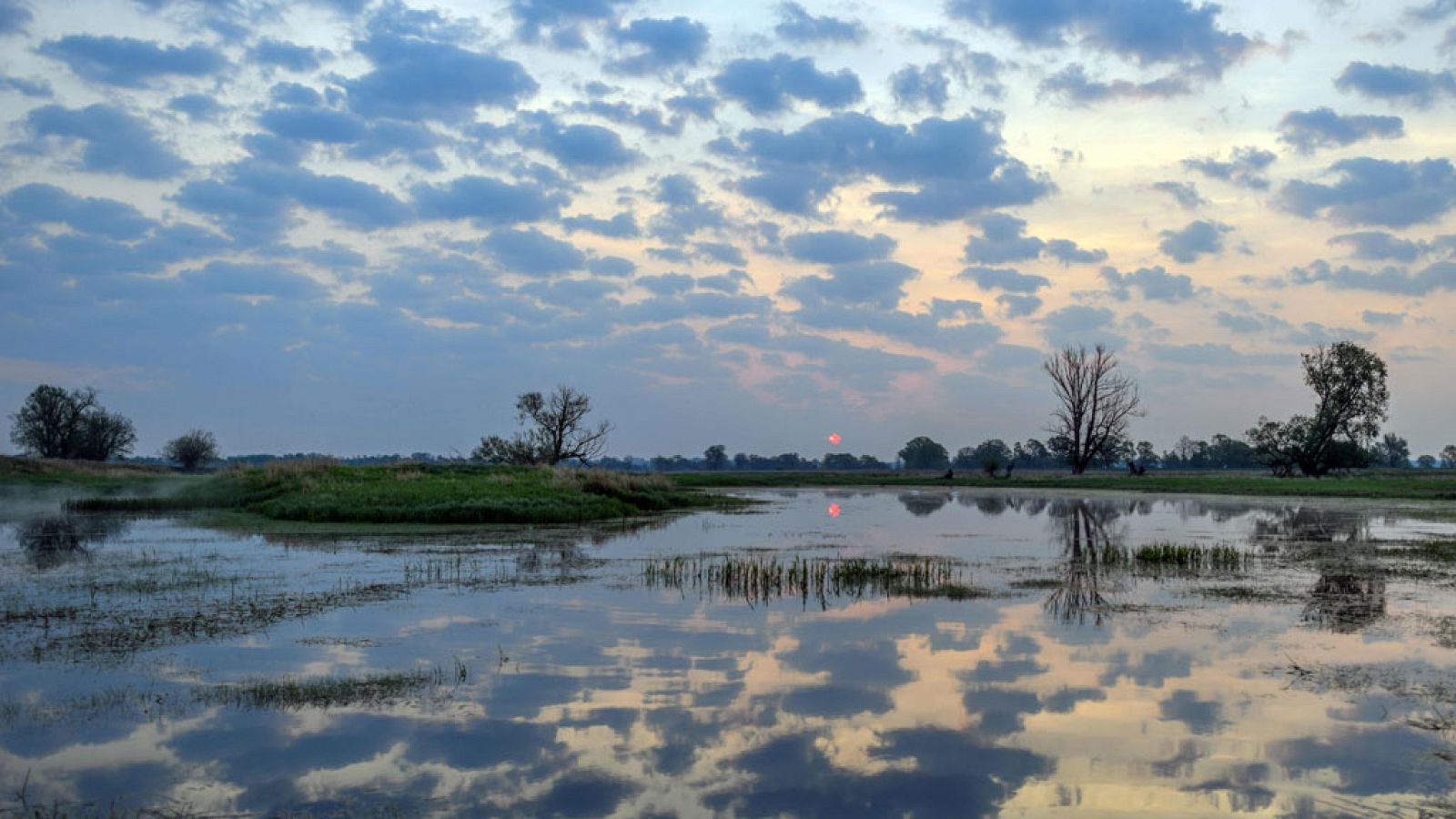 Intervalos de viento fuerte en el Cantábrico oriental