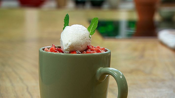 RTVE Cocina - Bizcocho de chocolate a la taza