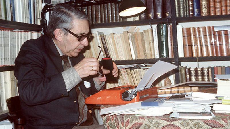 Informe semanal - La muerte de Torrente Ballester