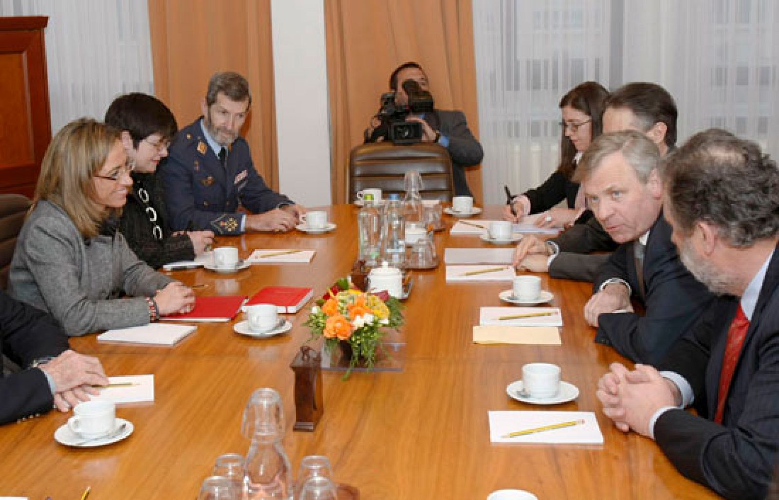 Telediario 2 en cuatro minutos - 26/03/09 | Ver