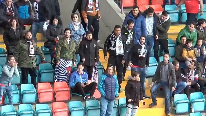 Telediario 1 - Cánticos de "jugadores, violadores" en un partido de la Arandina