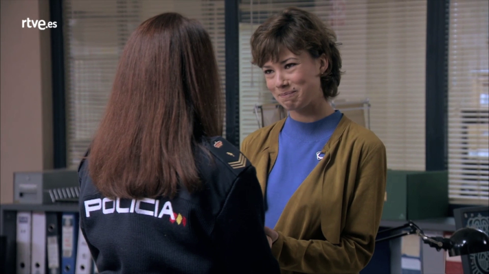 Servir y proteger - Alicia se reincorpora a comisaría