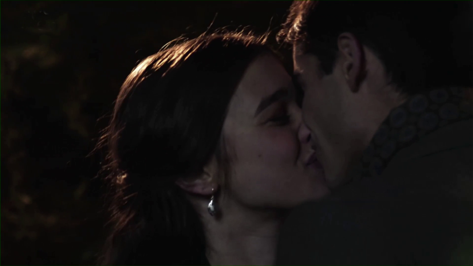 La otra mirada - Flavia y Tomás se ven a escondidas