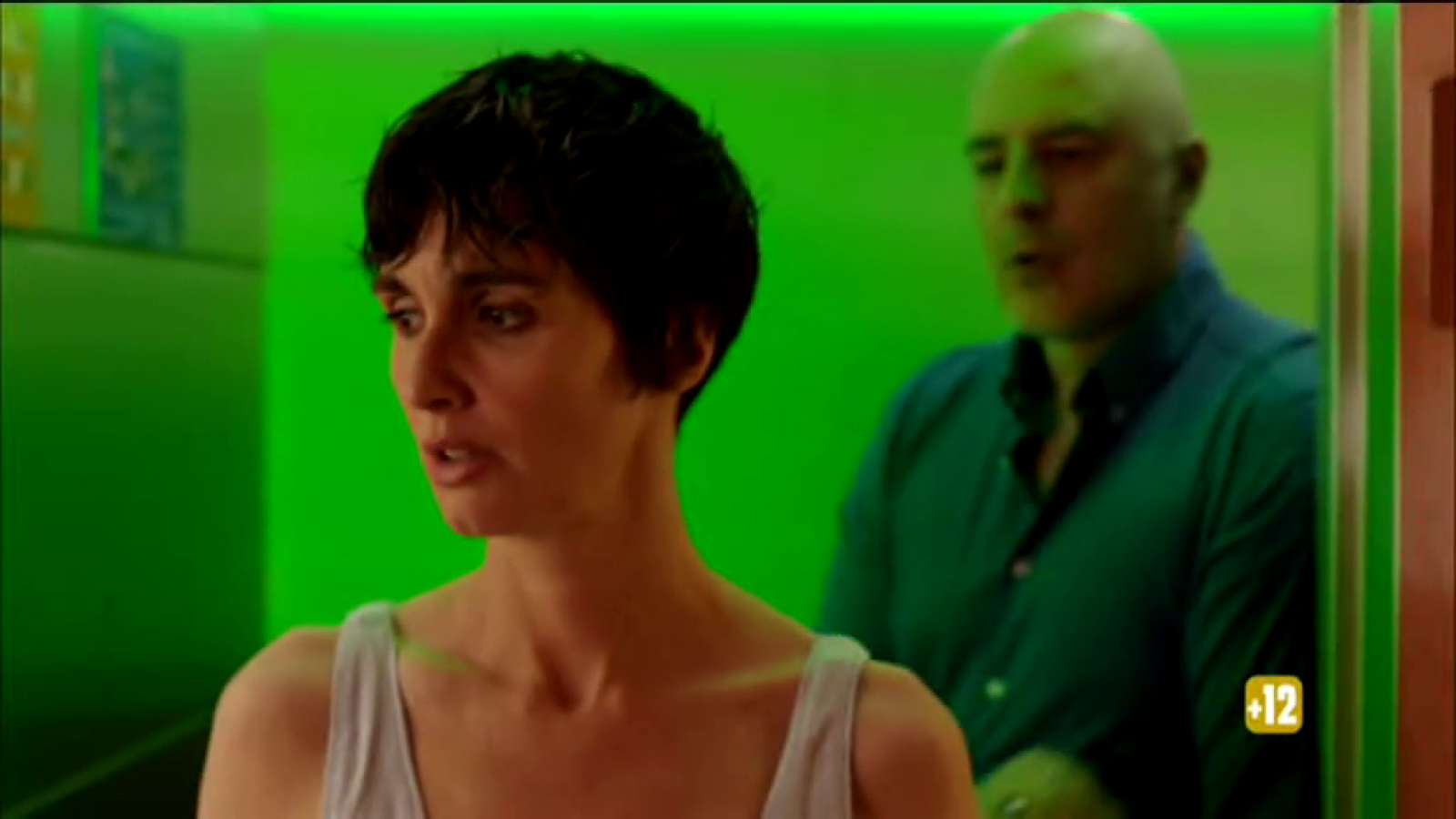 Fugitiva - Magda recibe una oferta para derrotar a Alejandro mientras José K les pisa los talones