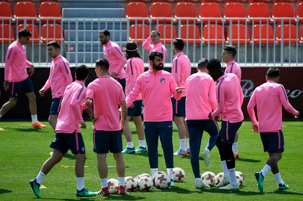  - Simeone ensaya con el mismo once antes de enfrentarse al Arsenal