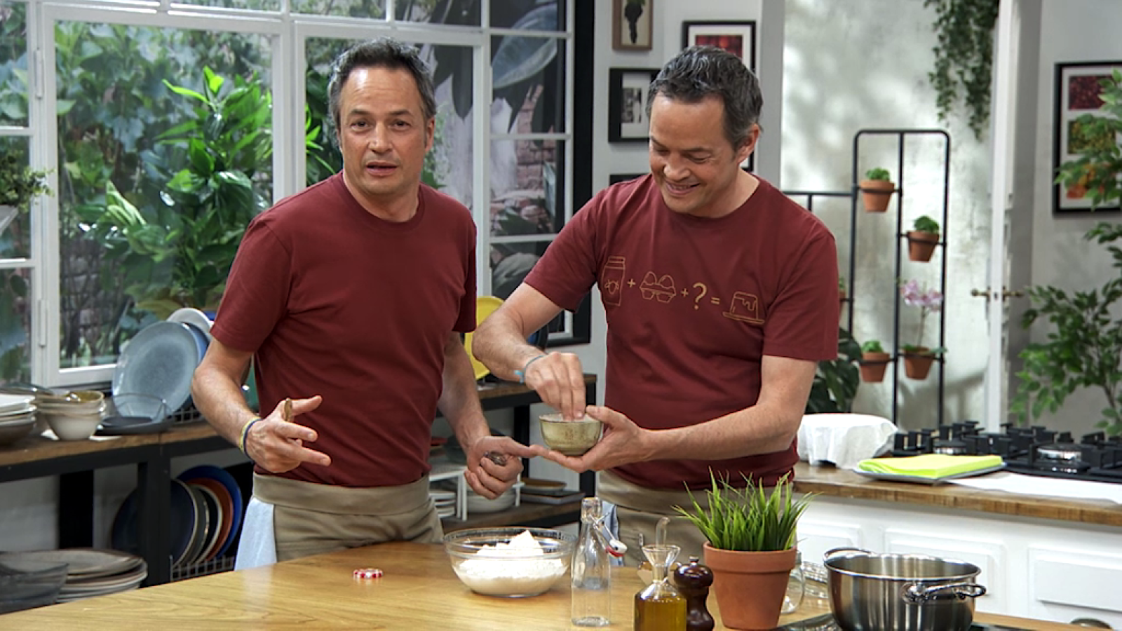 Torres en la cocina - Bocadillo de calamares y Callos - ver ahora