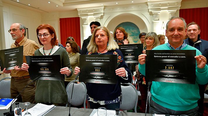 Telediario 1 - Víctimas del terrorismo e intelectuales presentan el manifiesto "ETA quiere poner el contador a cero"