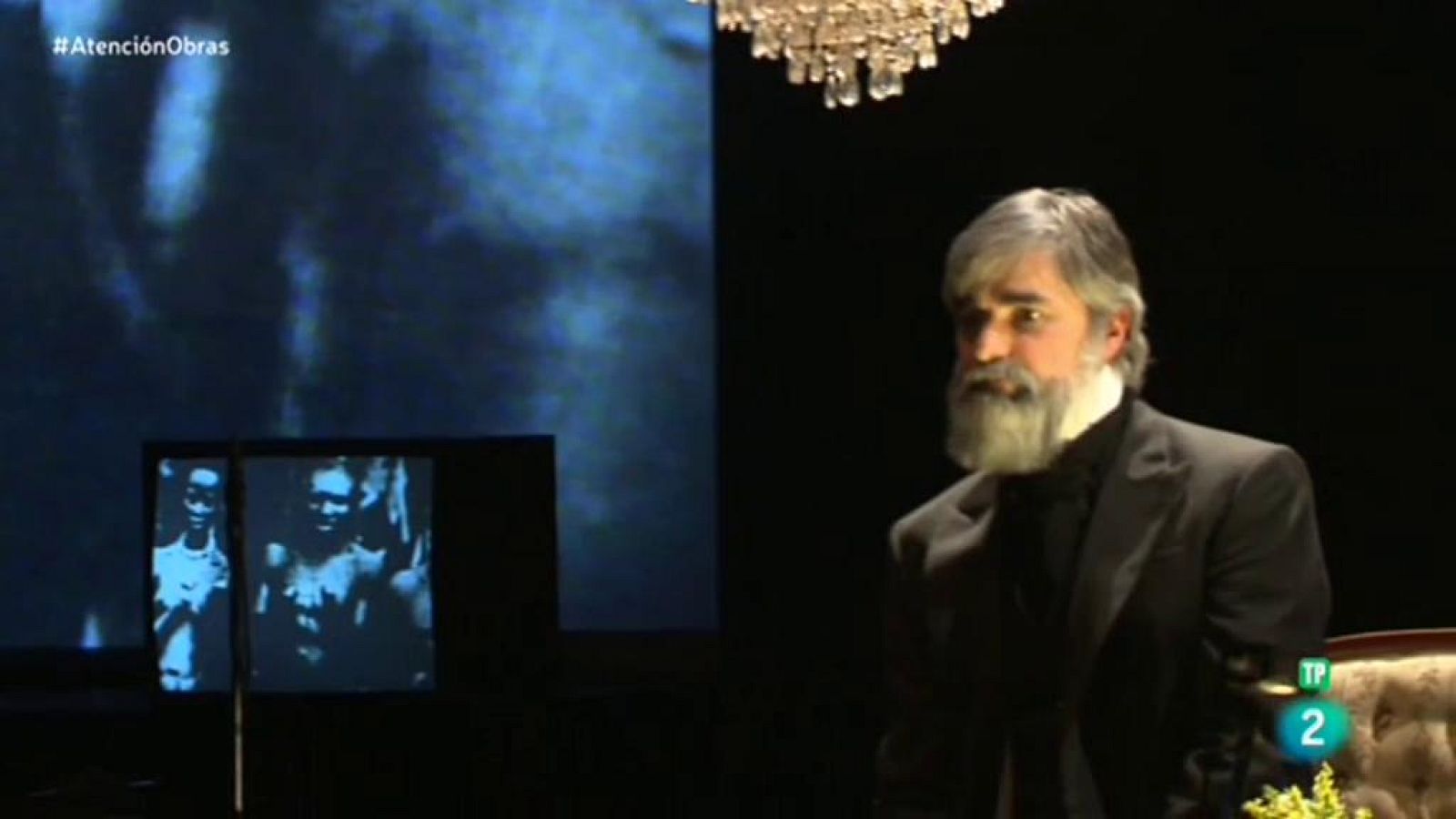 Atención Obras - Darío Facal y su versión teatral de ¿El corazón de la tinieblas?