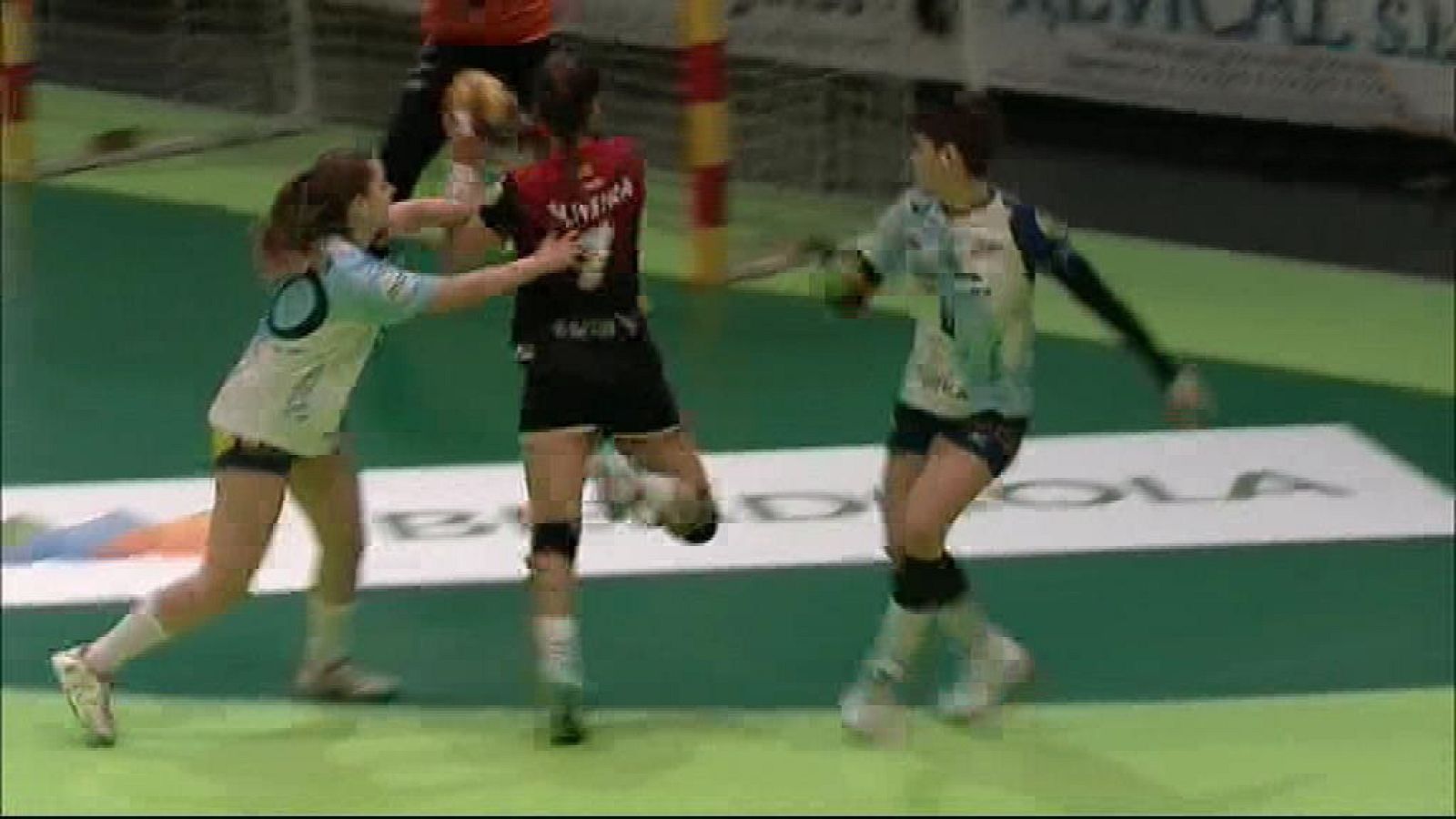 Balonmano - Liga Guerreras Iberdrola 23ª jornada: Godoy Maceira BM Porriño - H. Canyamelar Valencia - ver ahora