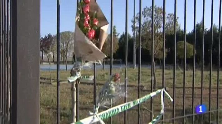 Telediario 1 - Concentración por la mujer asesinada en Castrogonzalo