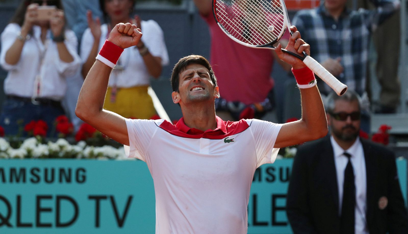 Djokovic se muestra agradecido al público de Madrid tras su victoria ante Nishikori | Ver