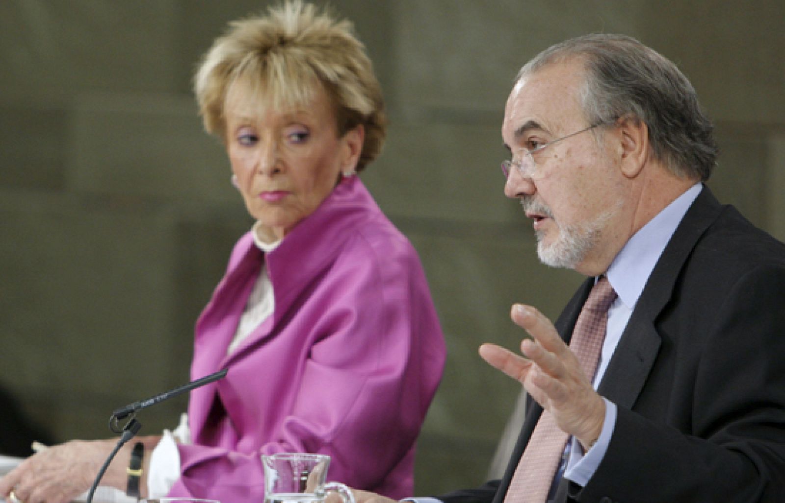 Telediario 1 en cuatro minutos - 27/03/09 | Ver