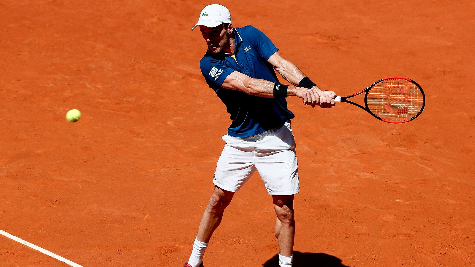 El español Roberto Bautista remontó al estadounidense Jared Donaldson (6-7(3), 6-4 y 6-4), para prolongar su participación en el Mutua Madrid Open y situarse en segunda ronda.