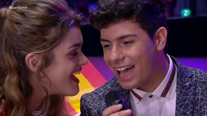 Eurovisión - Amaia y Alfred tararean "Tu canción"