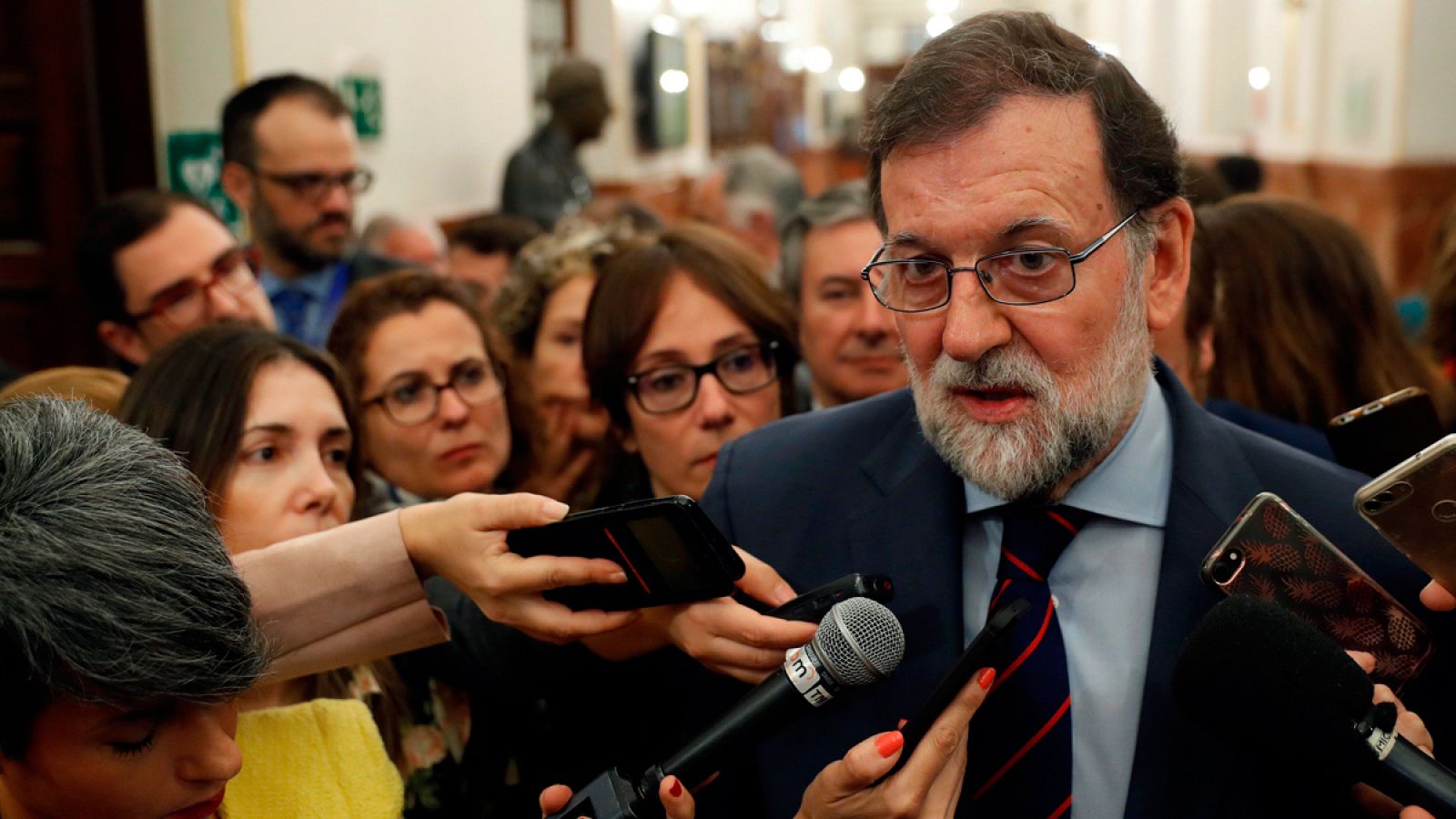 Rajoy pide al independentismo no "subordinar" su actuación a la voluntad de Puigdemont