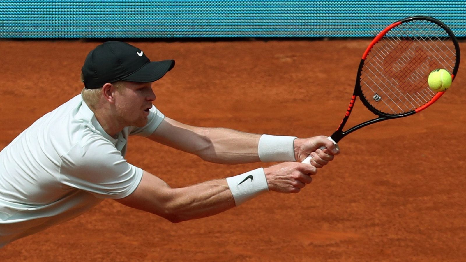 Tenis -  ATP Mutua Madrid Open: K. Edmund - N. Djokovic - ver ahora