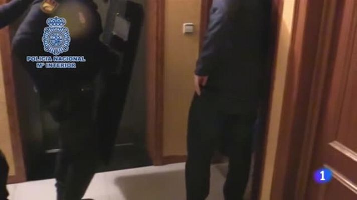 Telediario 1 - Liberan en Alicante a dos mujeres nigerianas víctimas de un red de trata de seres humanos