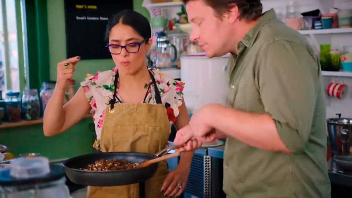 Otros documentales - El club de lucha gastronómica de Jamie y Jimmy: Salma Hayek