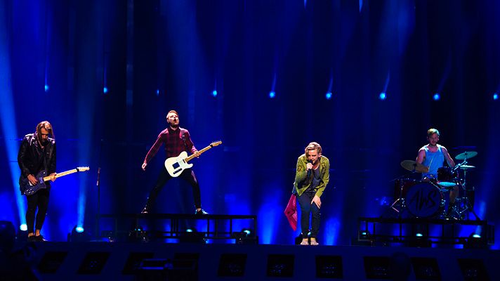 Eurovisión - Hungría: AWS canta "Viszlát nyár"