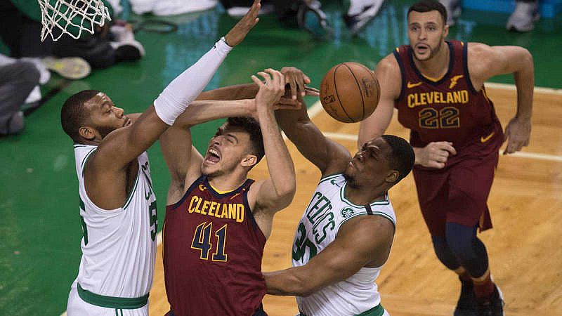 Los Celtics destrozan a Cavaliers y toman ventaja en la final del Este - Baloncesto en RTVE | Ver