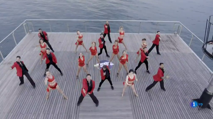 Bailando con las estrellas - Los bailarines inauguran la primera gala