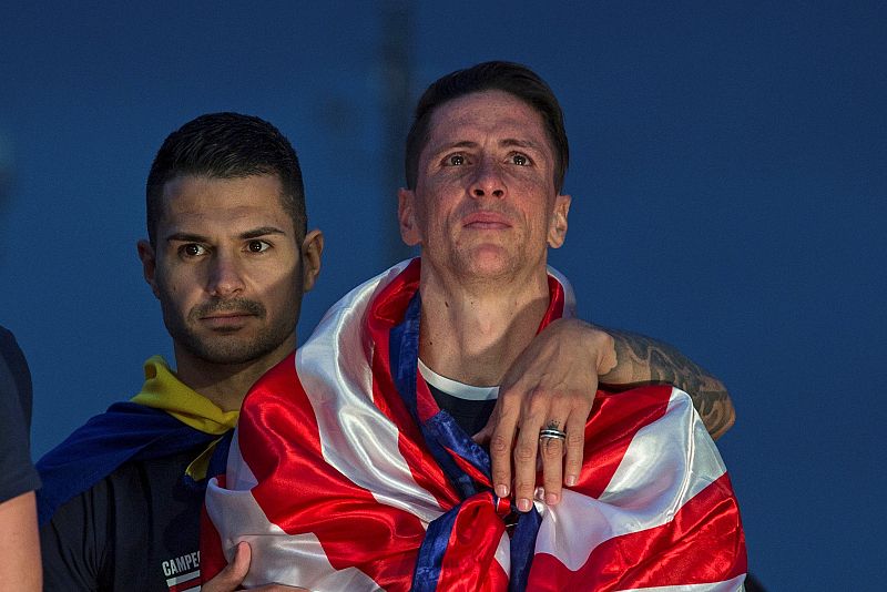 Torres se despide entre lágrimas ante miles de aficionados